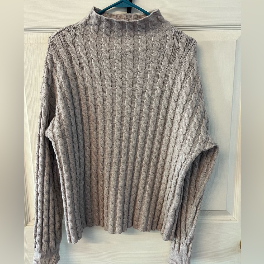 Philosophy Cozy tan Cable Knit Sweater